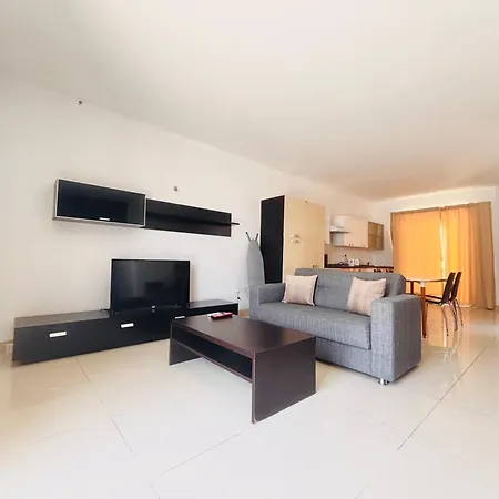 Stylish Penthouse With Side Sea-views Apartment