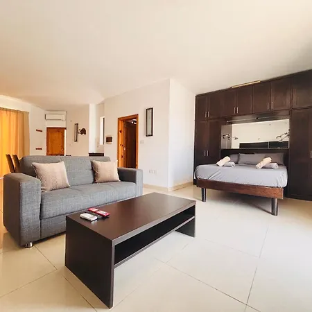 Stylish Penthouse With Side Sea-views Apartment