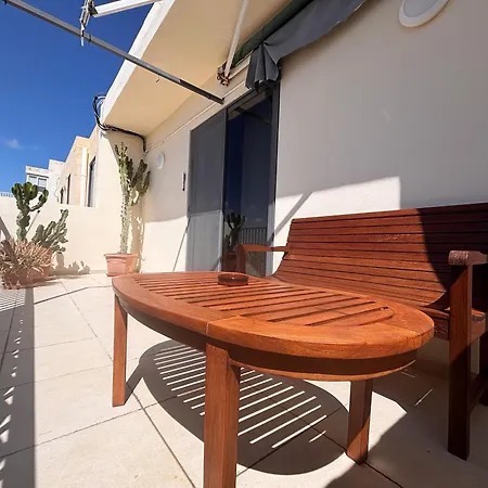 Stylish Penthouse With Side Sea-views Gzira